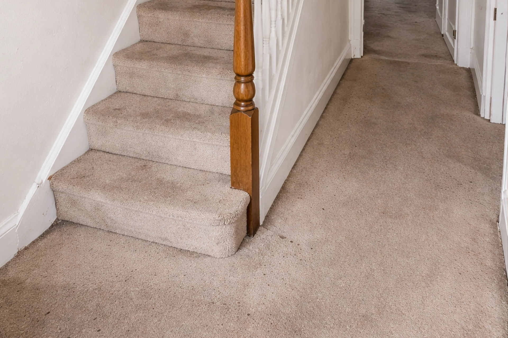 Staircase & Landing Carpet Fit in HG5 Home